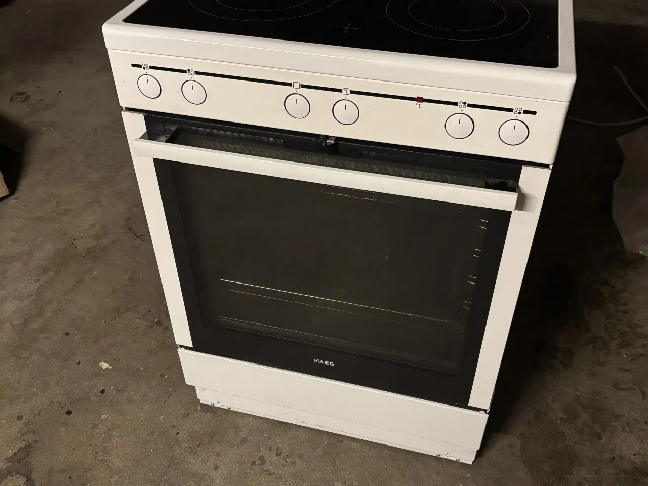 Billede 1 - Komfur    