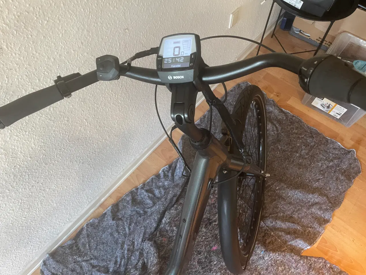 Billede 8 - Elcykel Trek District+ 1C - Grey L (500Wh) 
