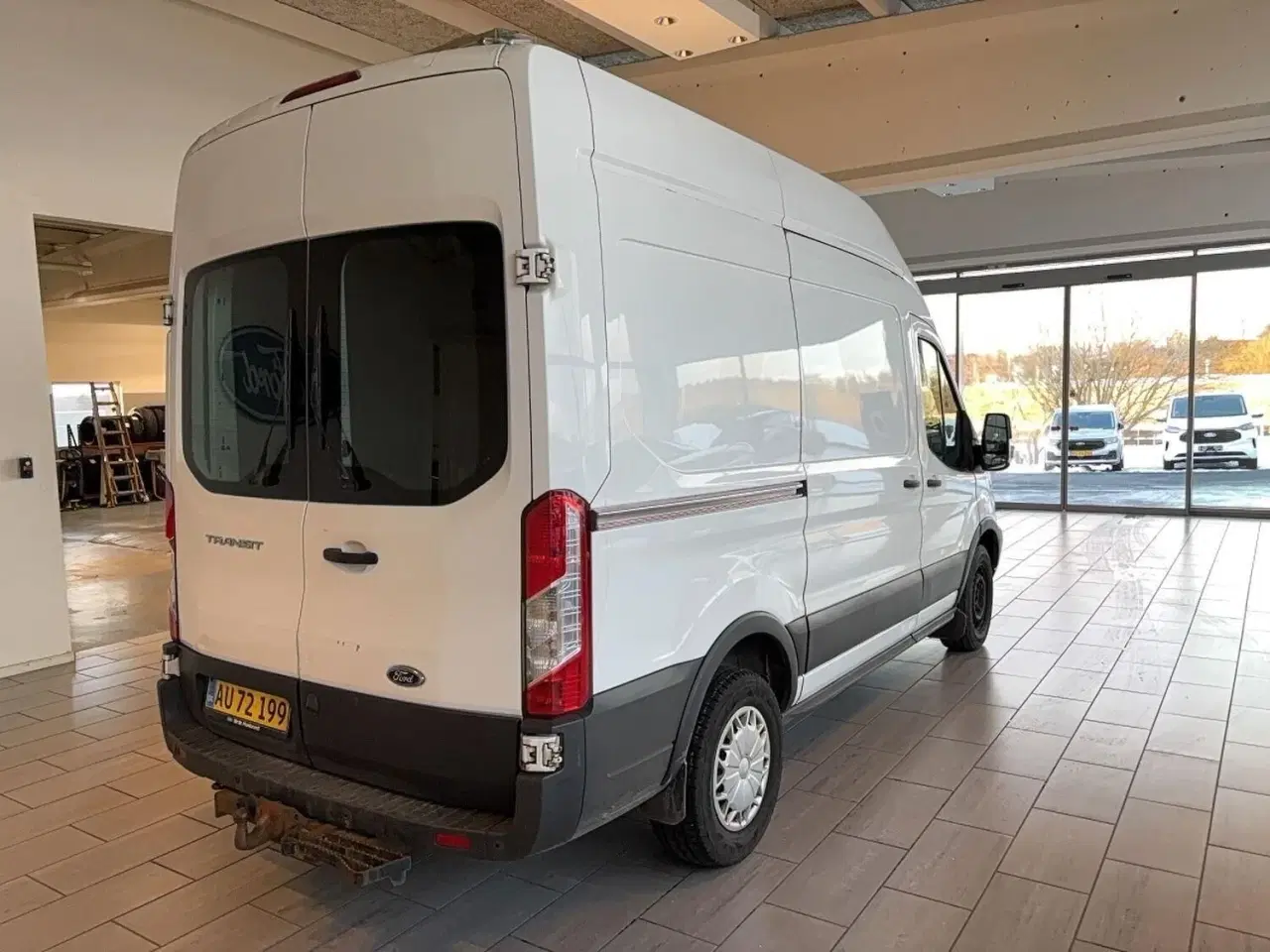 Billede 2 - Ford Transit 350 L2H2 2,2 TDCi Trend FWD 155HK Van 6g