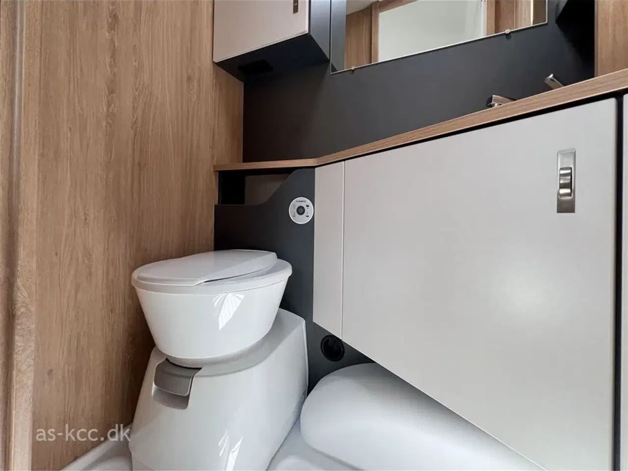 Billede 15 - 2025 - Knaus Sport 460 EU   Knaus Sport 460 EU - splinternyt interiør!