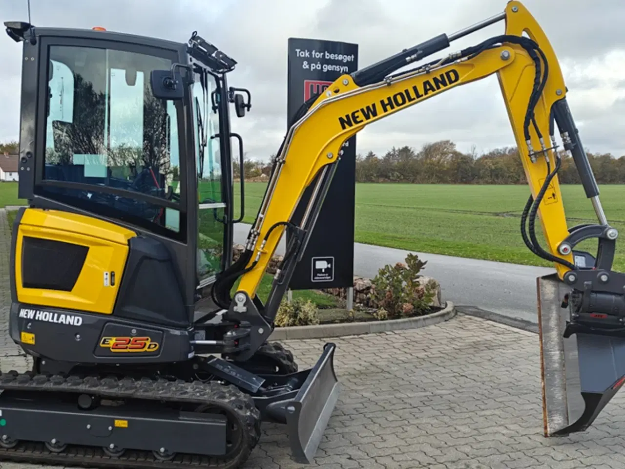 Billede 2 - New Holland E25D
