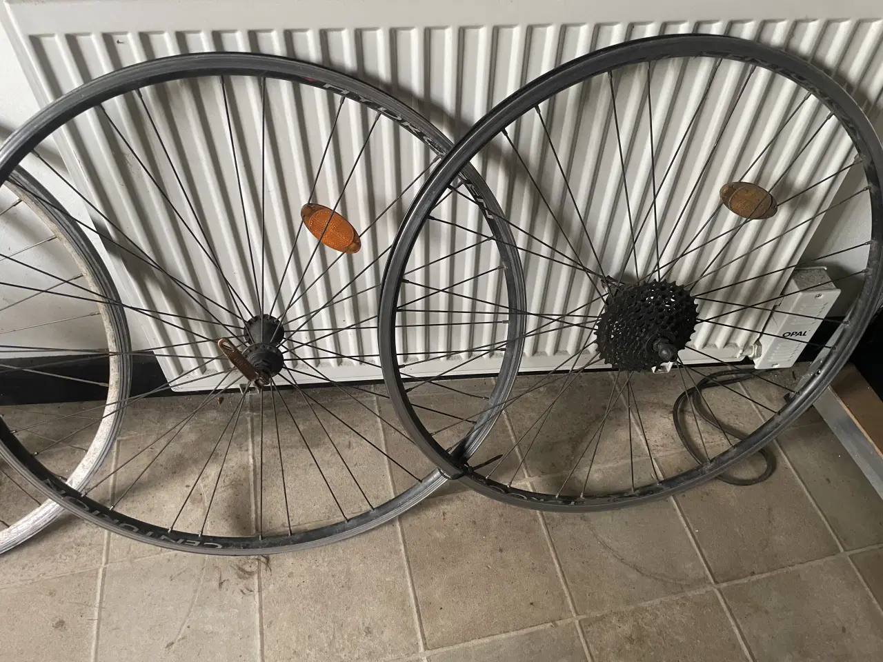 Billede 2 - 28” Centurion hjul sæt med kassette og stikaksler