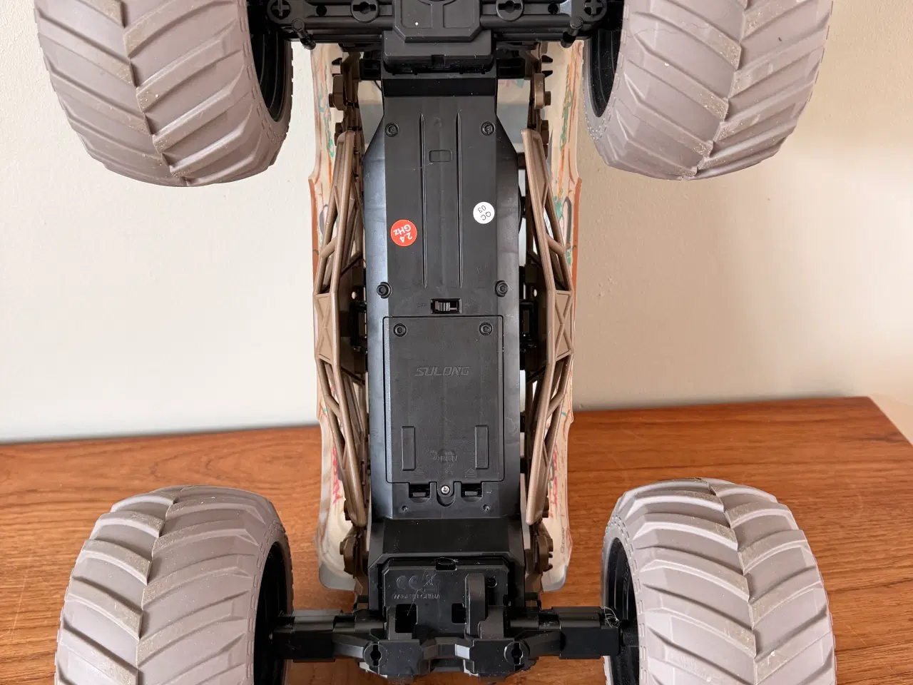 Billede 3 - Stor fjernstyret bil