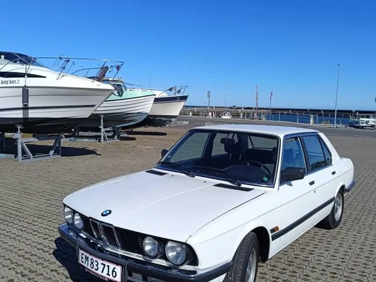 Billede 19 - 6-cyl række-BMW E28 520i veteranbil - NYSYNET