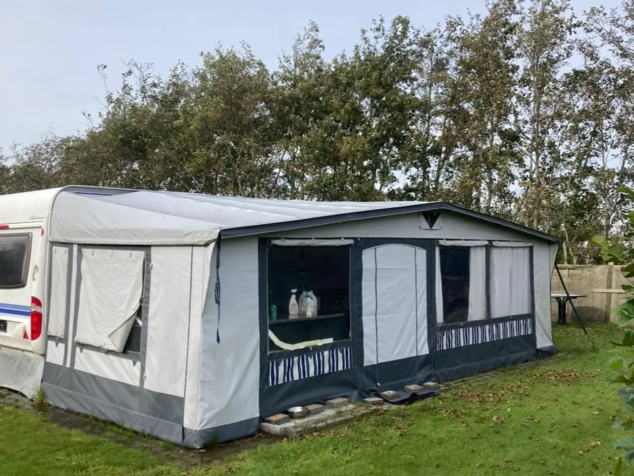Billede 2 - Campingvogn fastligger