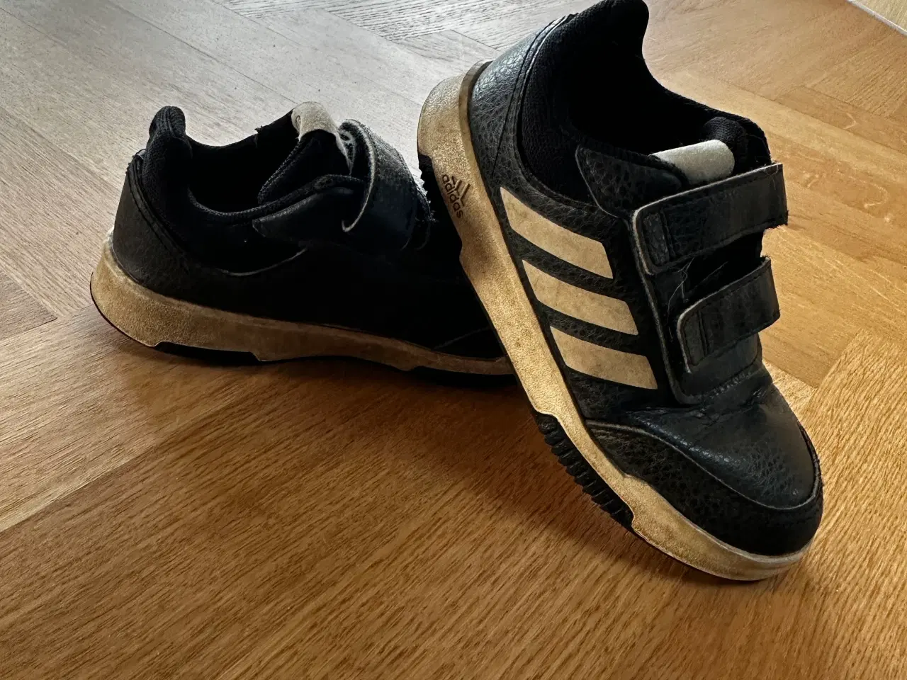 Billede 1 - Adidas sneakers str. 27