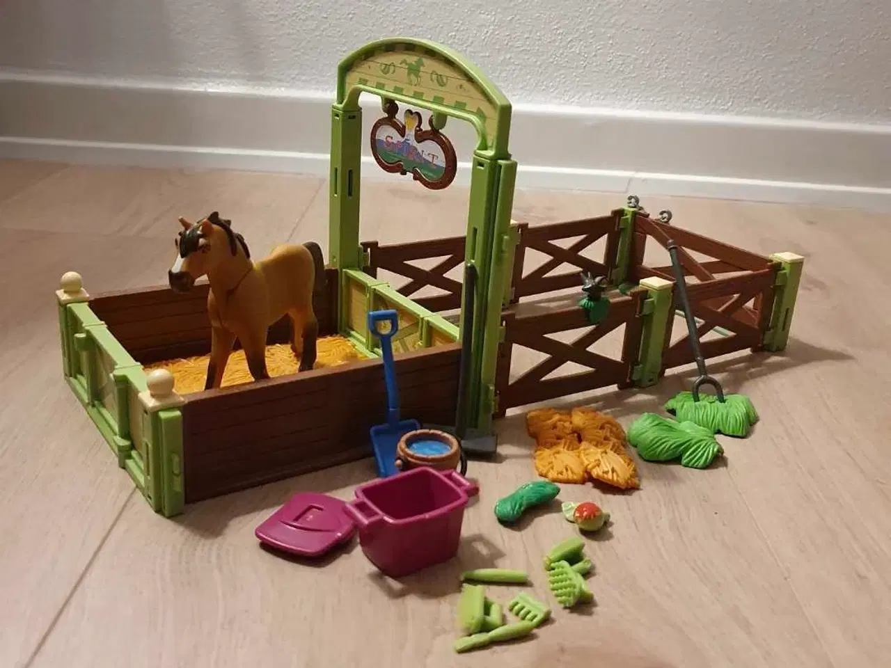 Billede 4 - Playmobil - hestestald + tilbehør