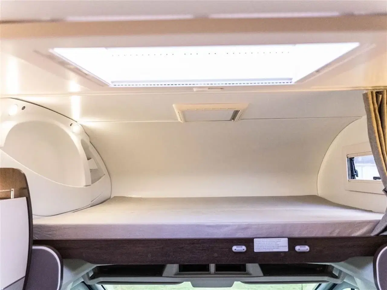 Billede 38 - 2022 - Benimar Sport 363 NK