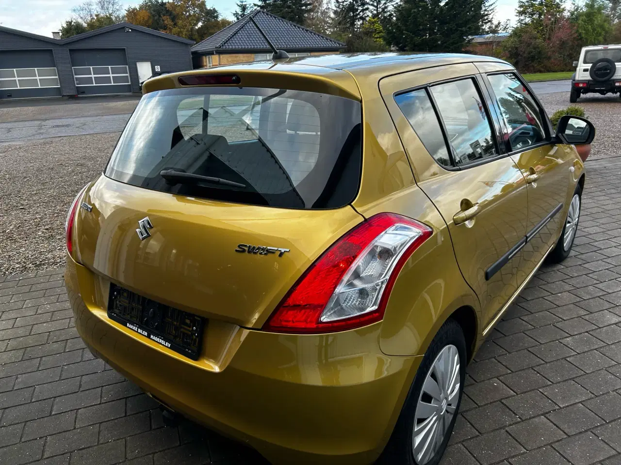 Billede 3 - Suzuki Swift 1,2 Dualjet 16V Comfort 90HK 5d