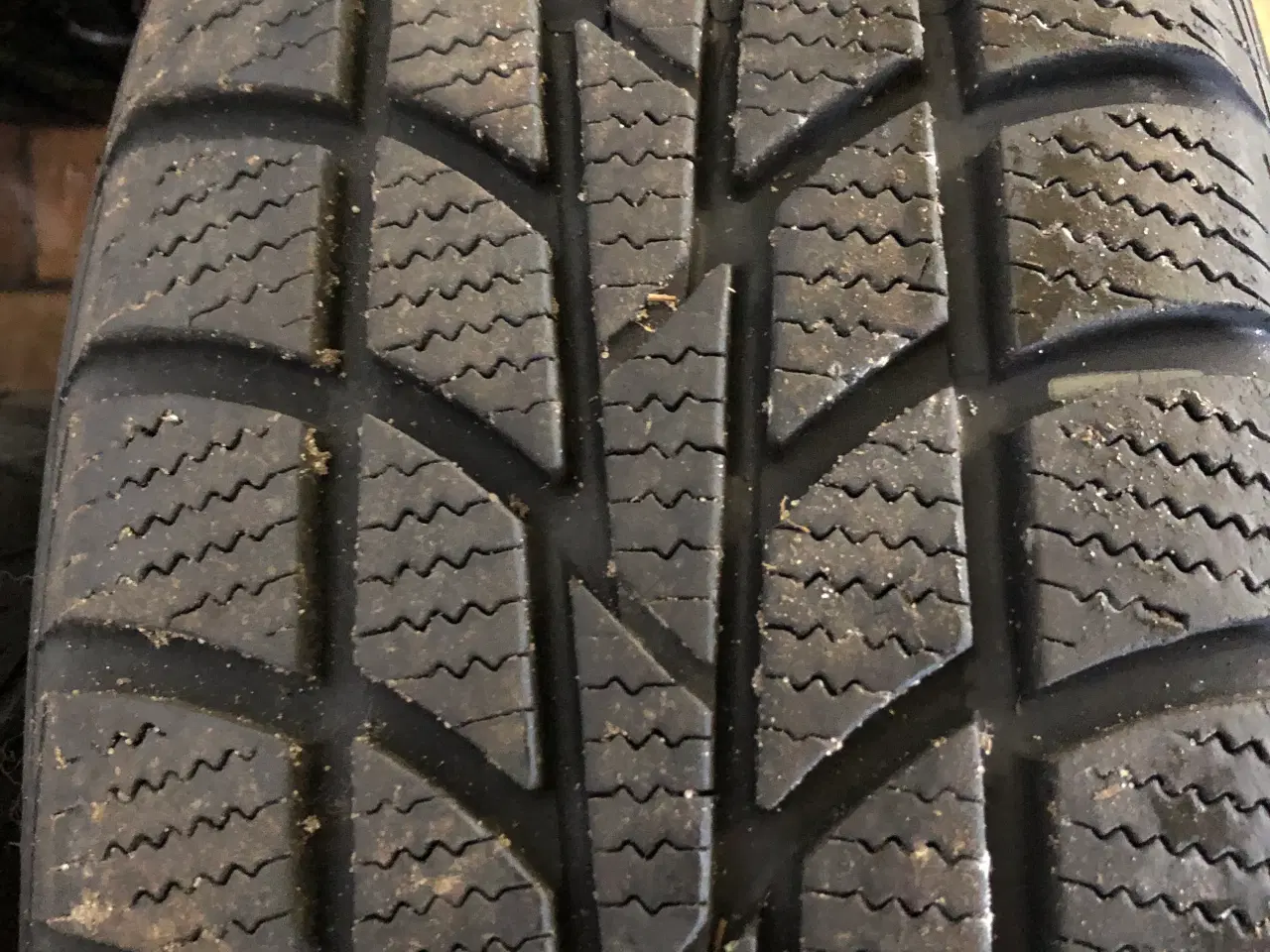 Billede 3 - Vinterhjul komplet på stålfælge