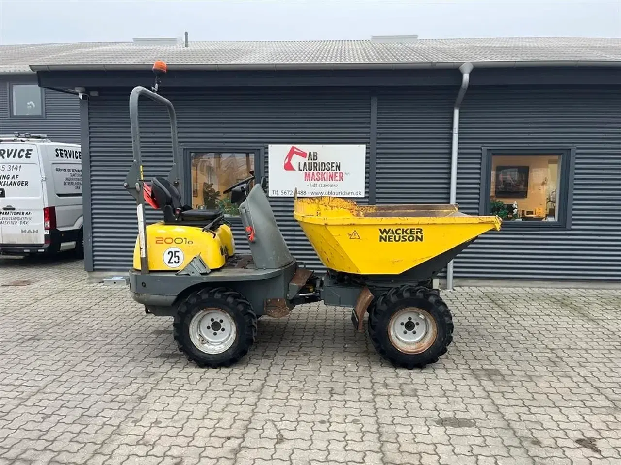 Billede 1 - Neuson 2001 2 tons dumper med svingbar lad