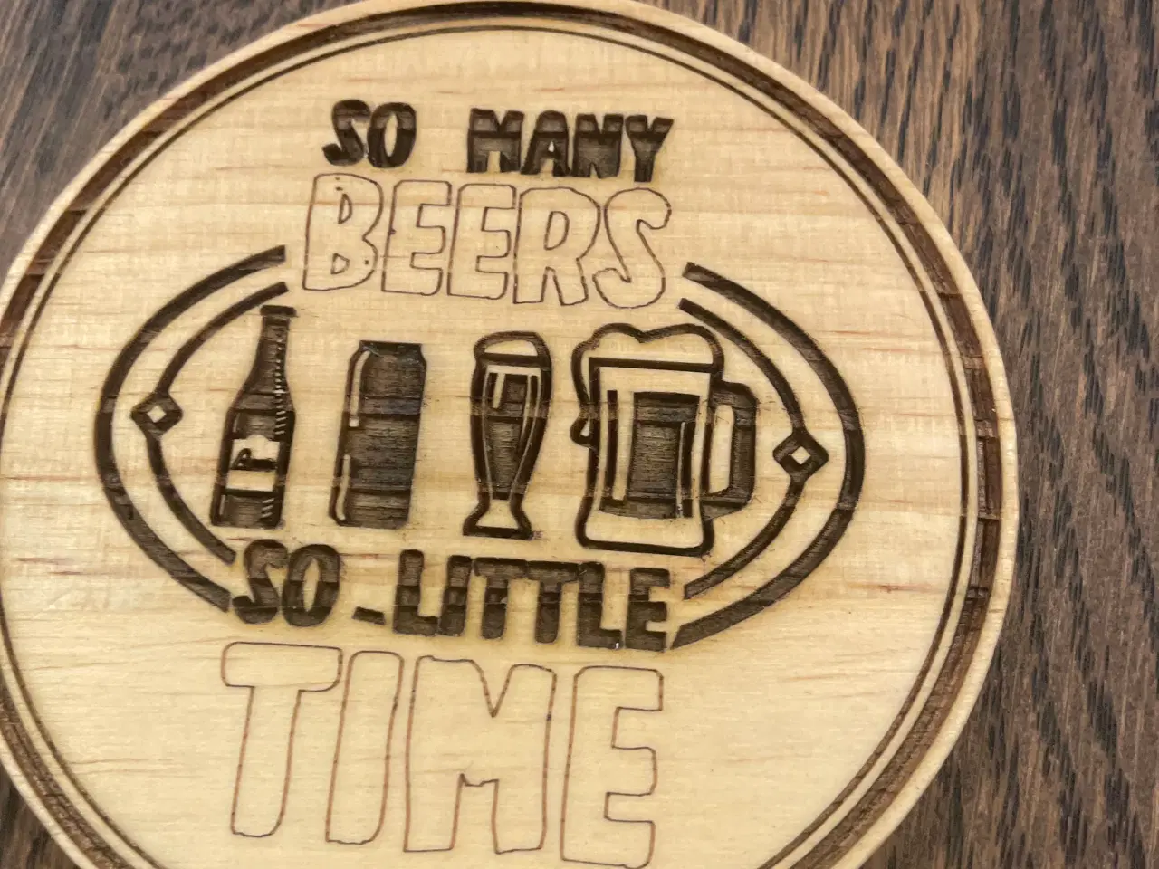 Billede 6 - Flot håndlavet øl holder i egetræ med 6 coasters.