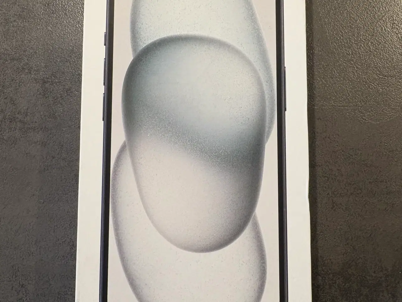 Billede 4 - Velholdt Iphone 15 128GB sort