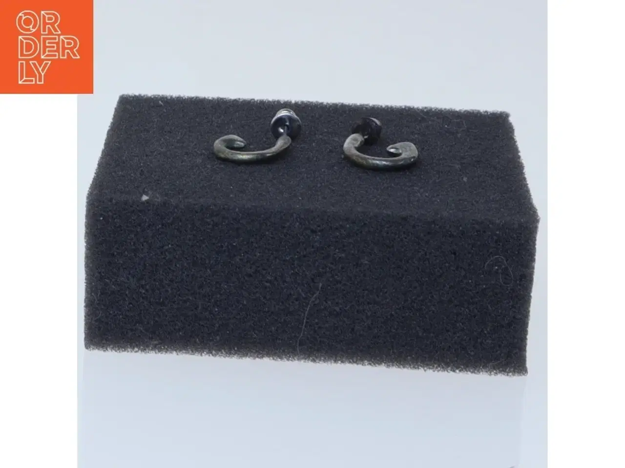 Billede 2 - Fiske krog-øreringe (str. 2,5 cm)