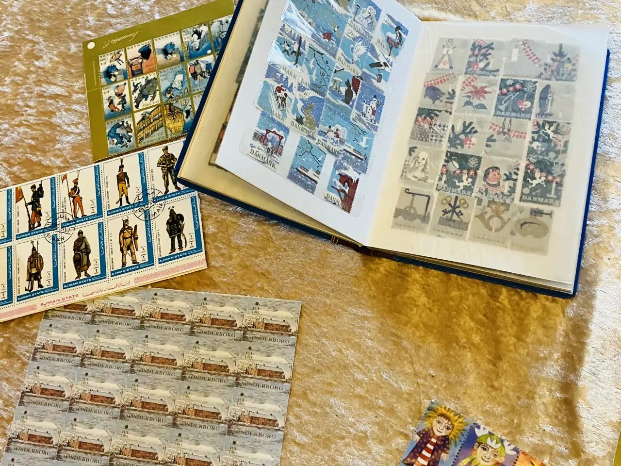 Billede 2 - Frimærker