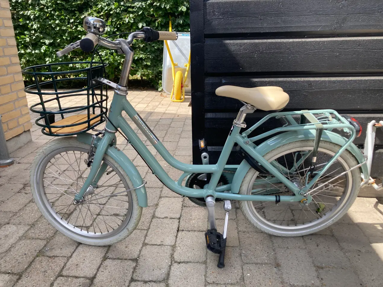 Billede 1 - Velholdt/ny 20” pigecykel
