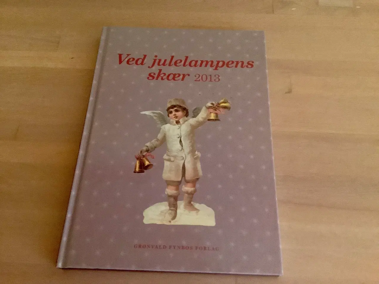 Billede 1 - Ved julelampens skær 2013.
