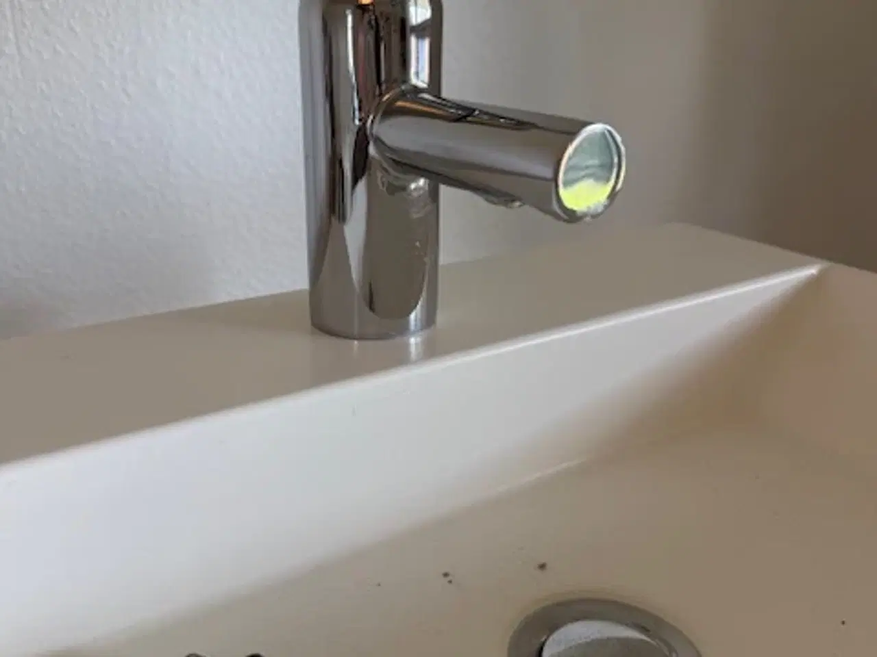 Billede 9 - Badmøbel med vask, Grohe armatur og 2 skuffer