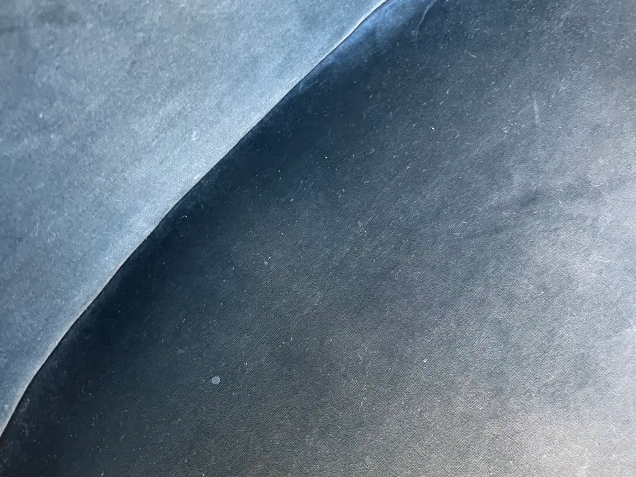 Billede 15 - Gubi Beetle Spisestuestole