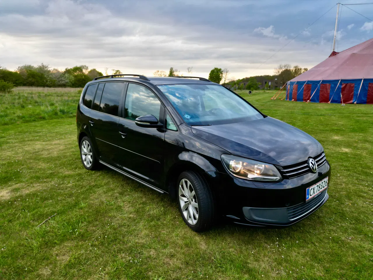 Billede 8 - Super velholdt 7 personers familiebil VW Touran