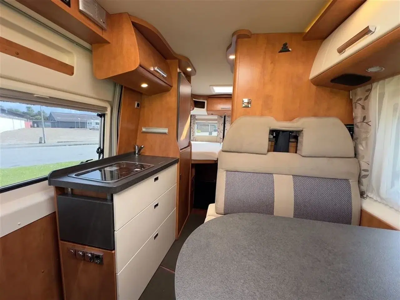 Billede 2 - 2019 - Carthago malibu 600 DB   Ny synet Kvalitets van på 5.99 CM