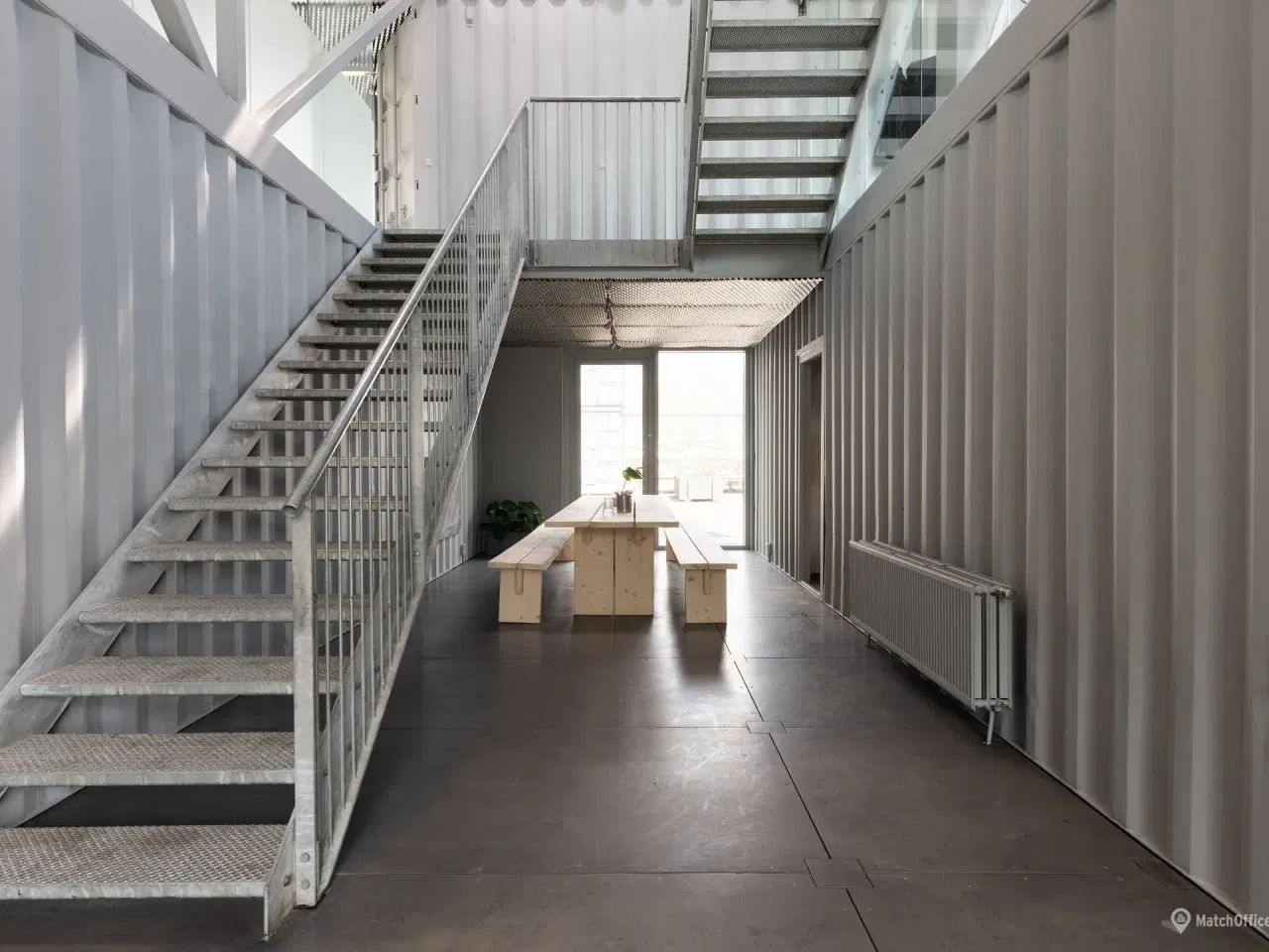 Billede 5 - Unikt og anderledes showroom/småproduktion udlejes i kreativt miljø med fantastisk lys og kig til vandet.