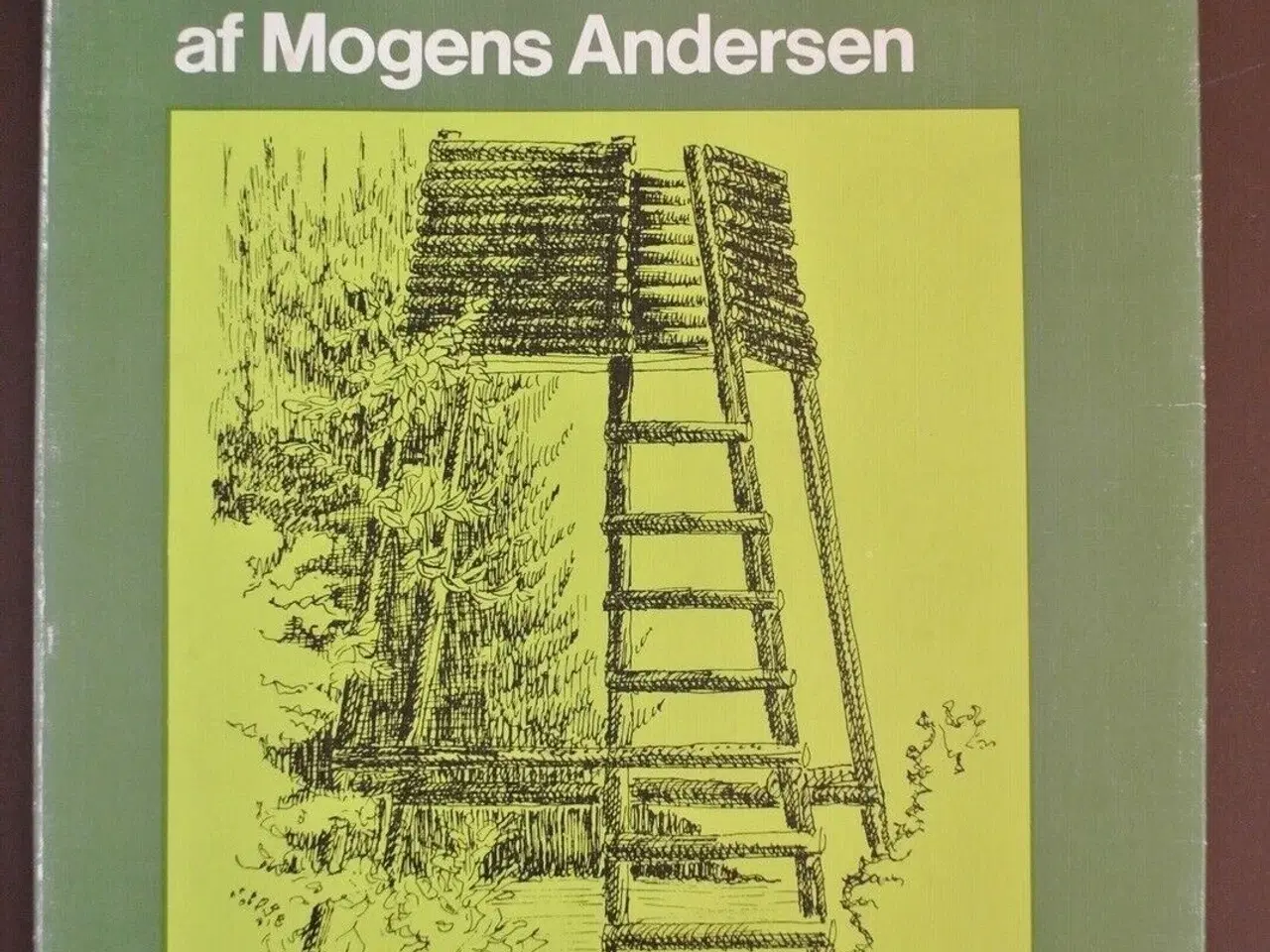Billede 1 - menneskespor i naturen - skoven, af mogens anderse