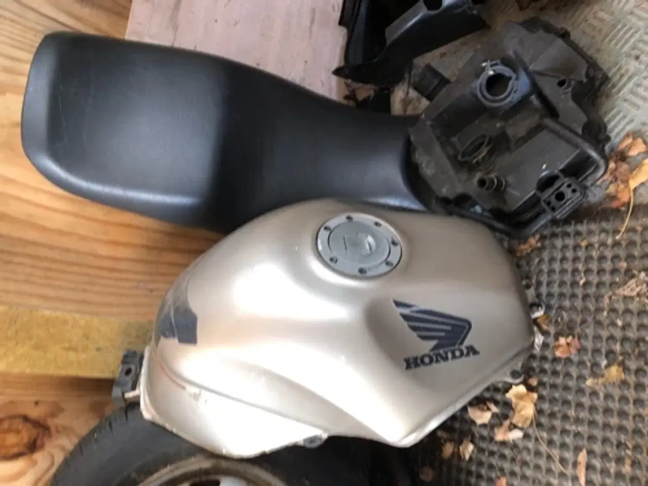 Billede 3 - Honda NTV 650 Deauville - "Gør-det-selv"