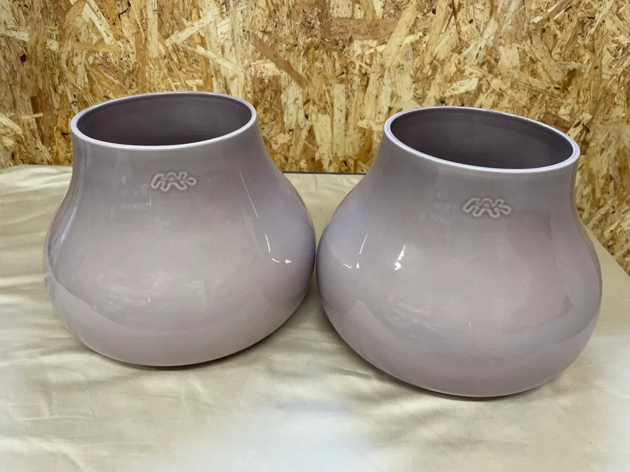 Billede 2 - Kahler urtepotte skjuler