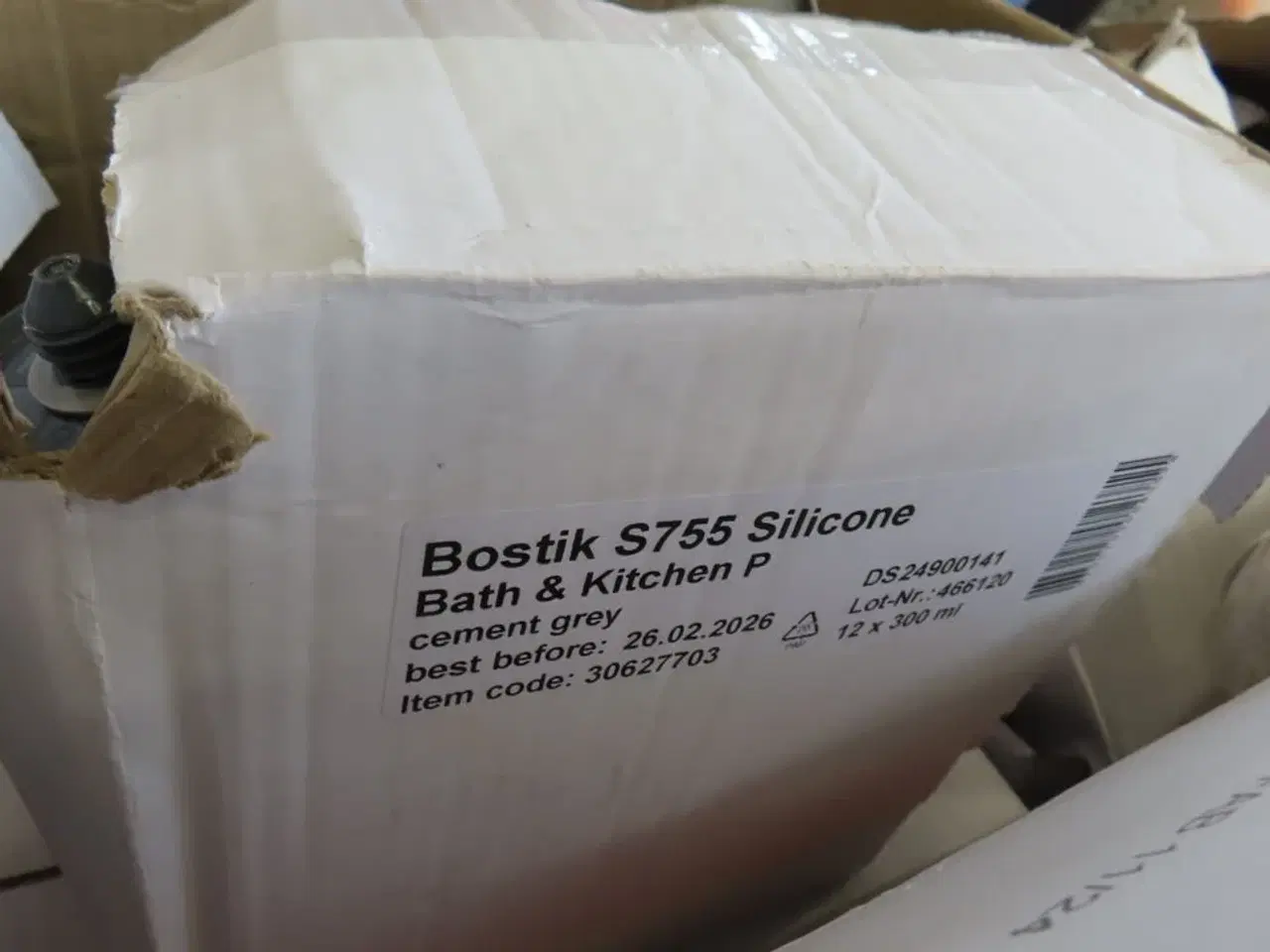 Billede 4 - indhold i Pallekar med diverse byggefuge