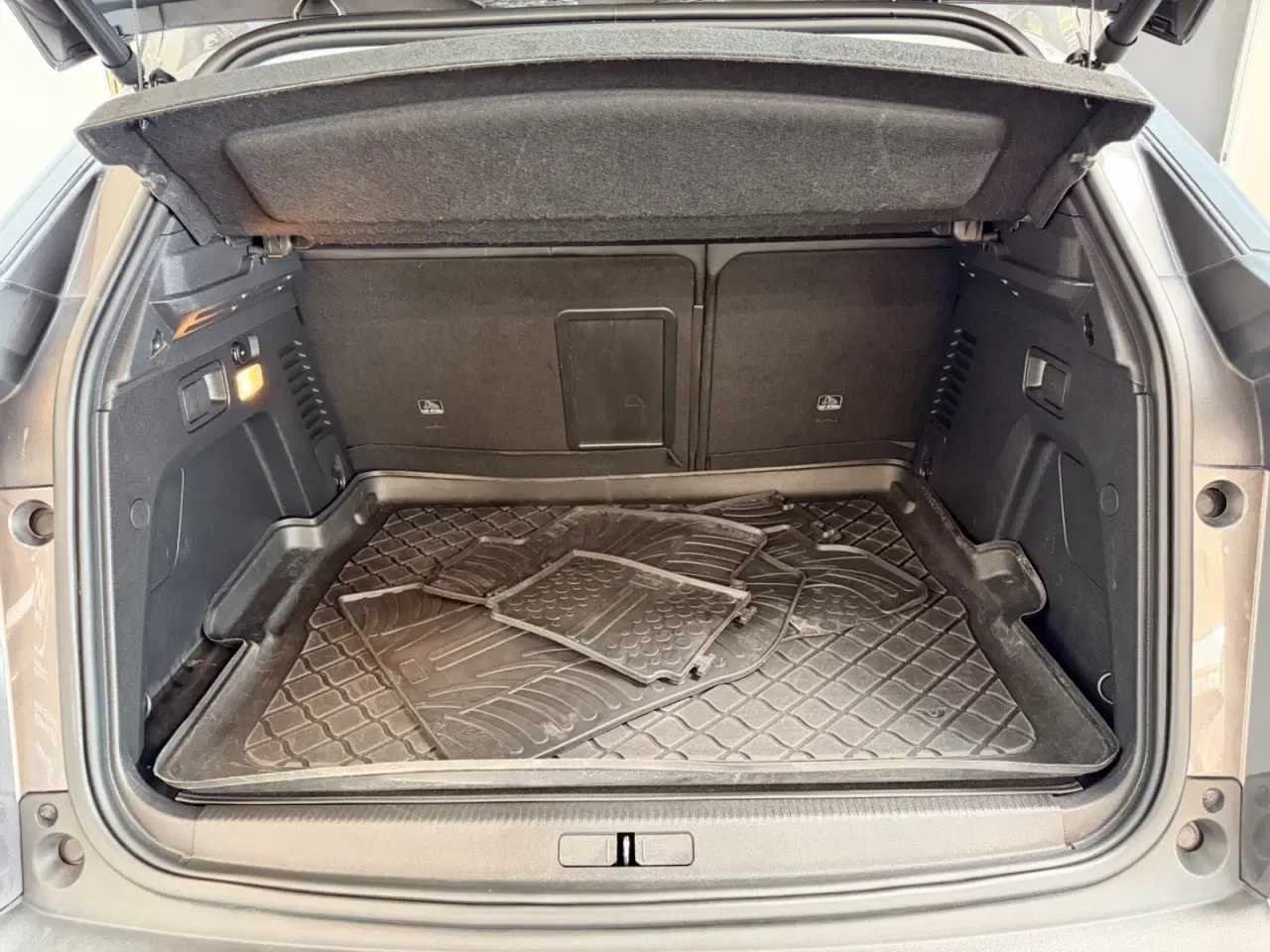 Billede 18 - Peugeot 3008 1,6 Hybrid Allure Pack Limited EAT8