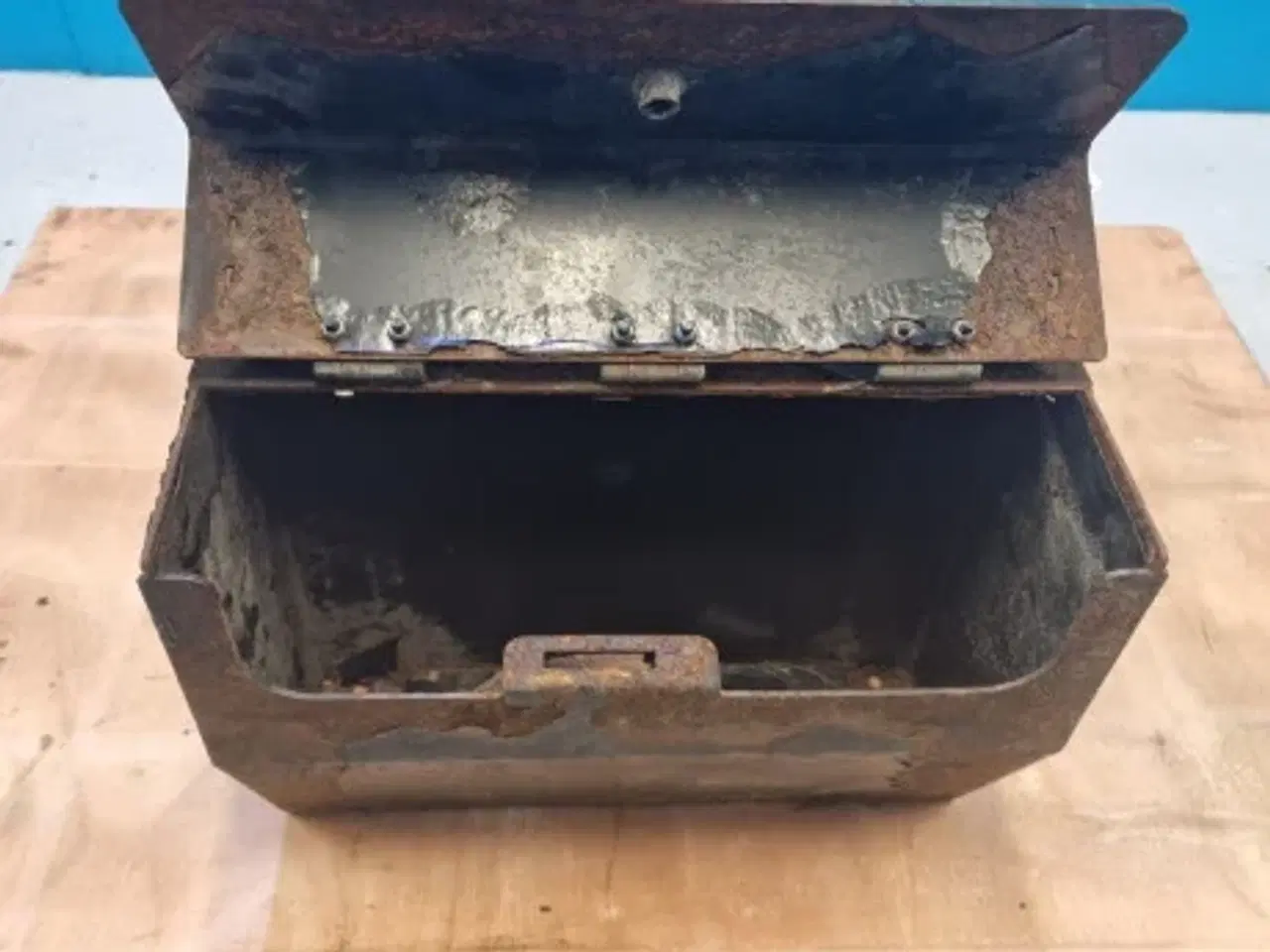 Billede 4 - JCB 4CX Værktøjskasse 128/H0977