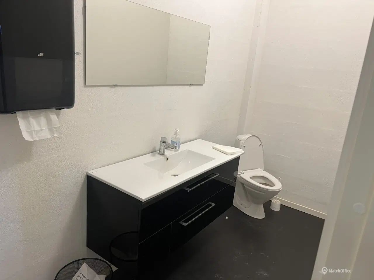 Billede 7 - Lager/Kontor el butik til leje i Sydjylland. Vognmagervej.