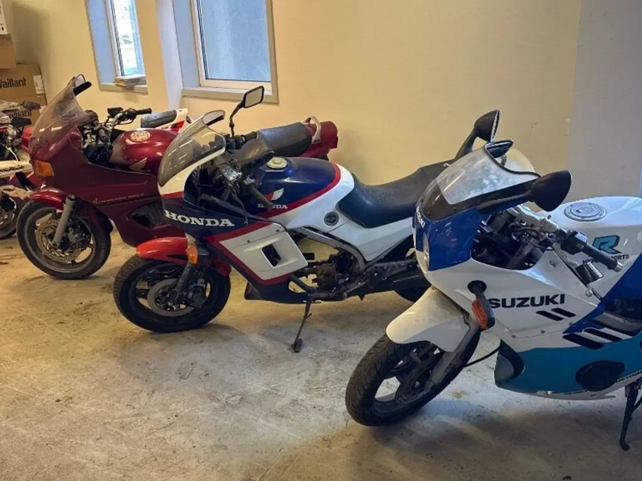 Billede 3 - 4 stk. klassiske MC Honda 400 RR, Honda Schurgers 990 S, Honda VF 500 og Suzuki GSXR