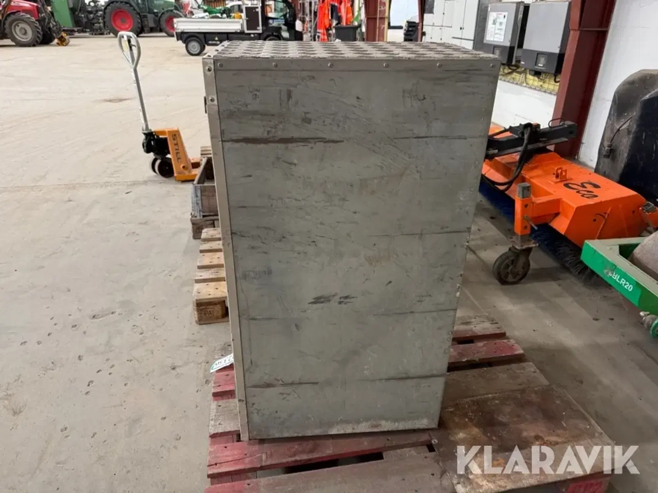 Billede 5 - Redskabsskab D60cm B39cm H110cm