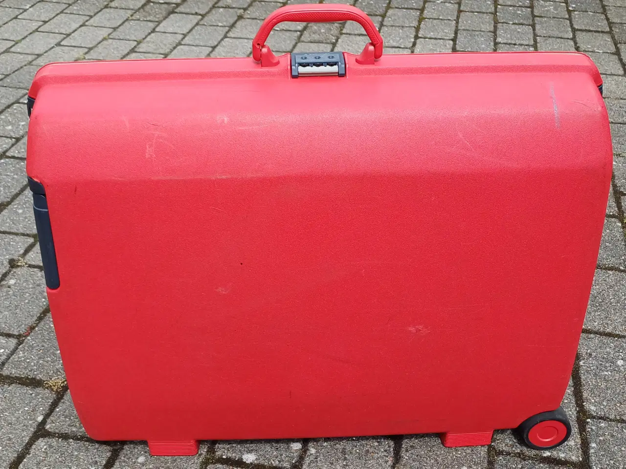 Billede 1 - Kuffert Samsonite hård med kodelås