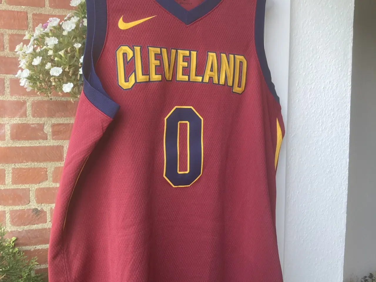 Billede 2 - Kevin Love swingman + Kyrie Irving replica NBA