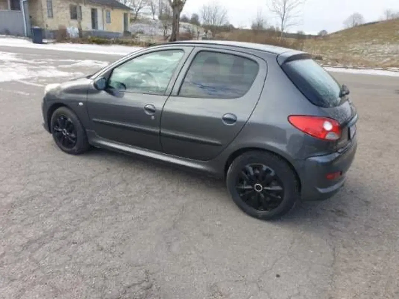 Billede 3 - Peugeot 206 + 2011  1,4 Hdi 68 Hk 5-d Grøn ejerafg