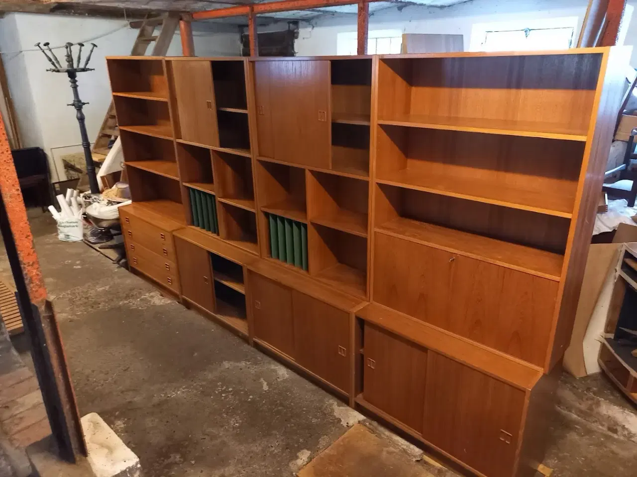 Billede 2 - Teak reol i fire sektioner