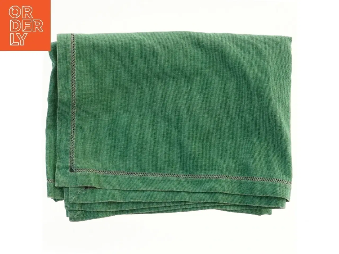 Billede 1 - Fin broderet dug med hulmønster 136x108 cm (str. 136x108 cm)