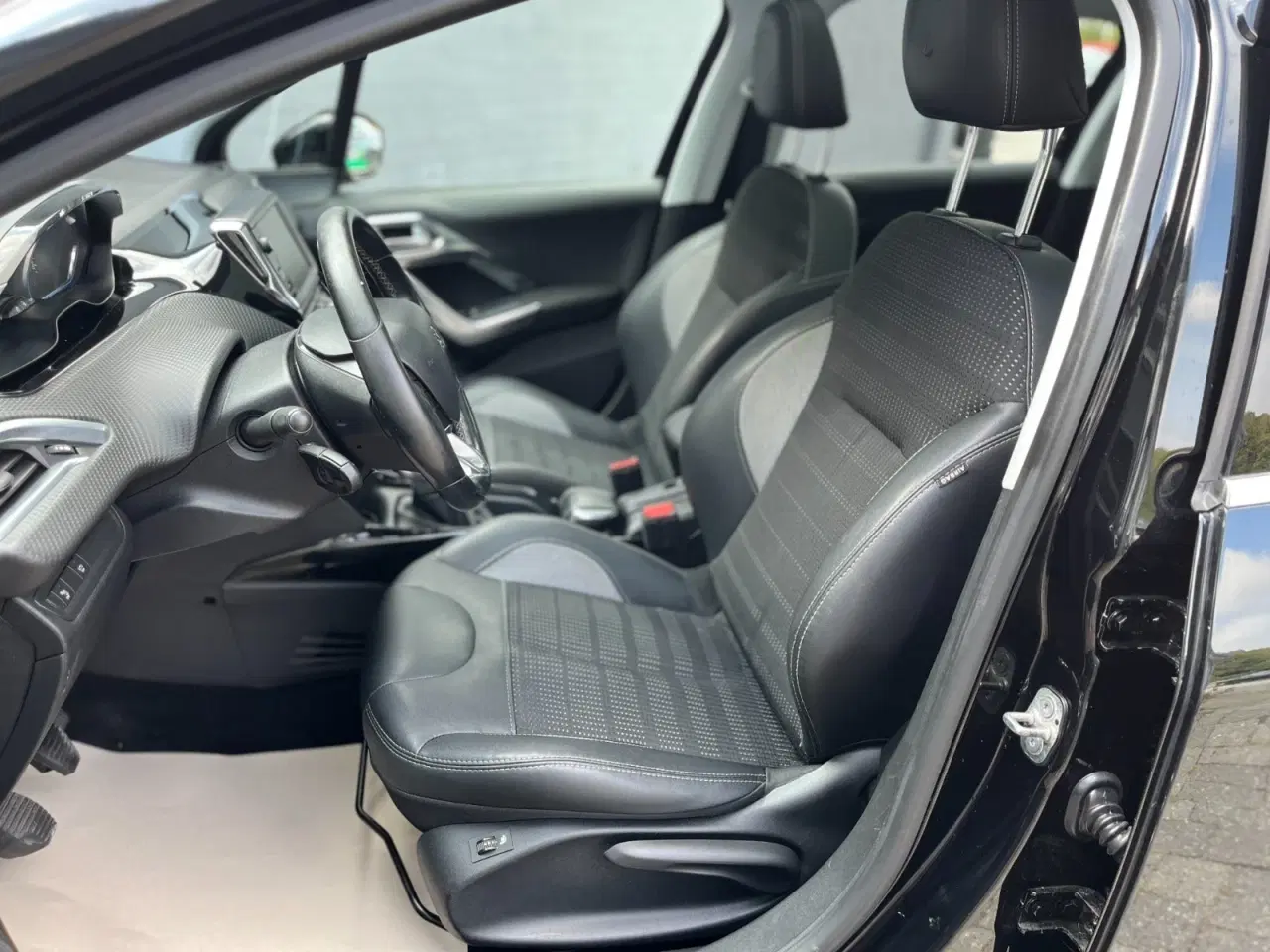 Billede 14 - Peugeot 2008 1,6 BlueHDi 100 Allure