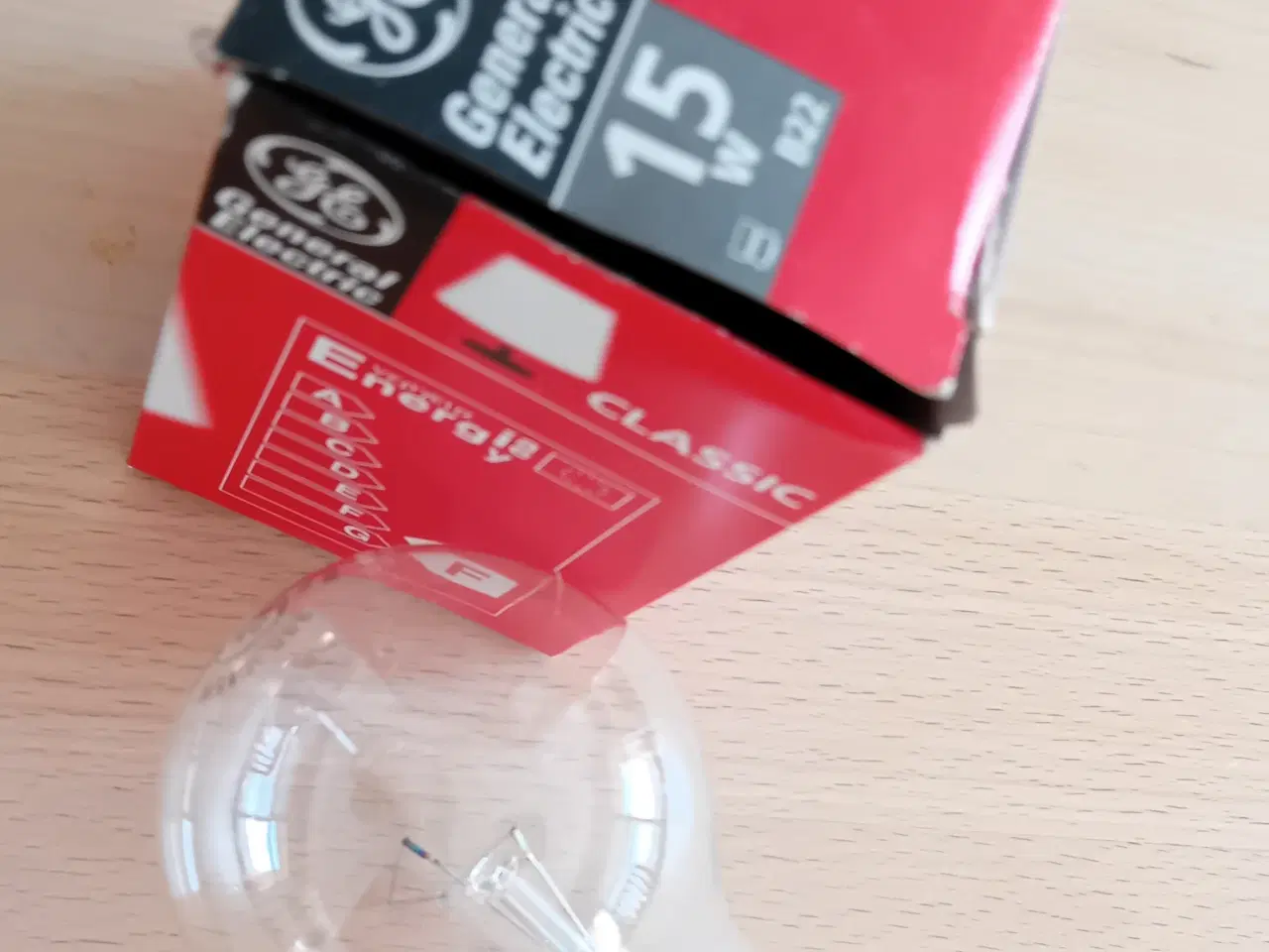 Billede 1 - El pære speciel