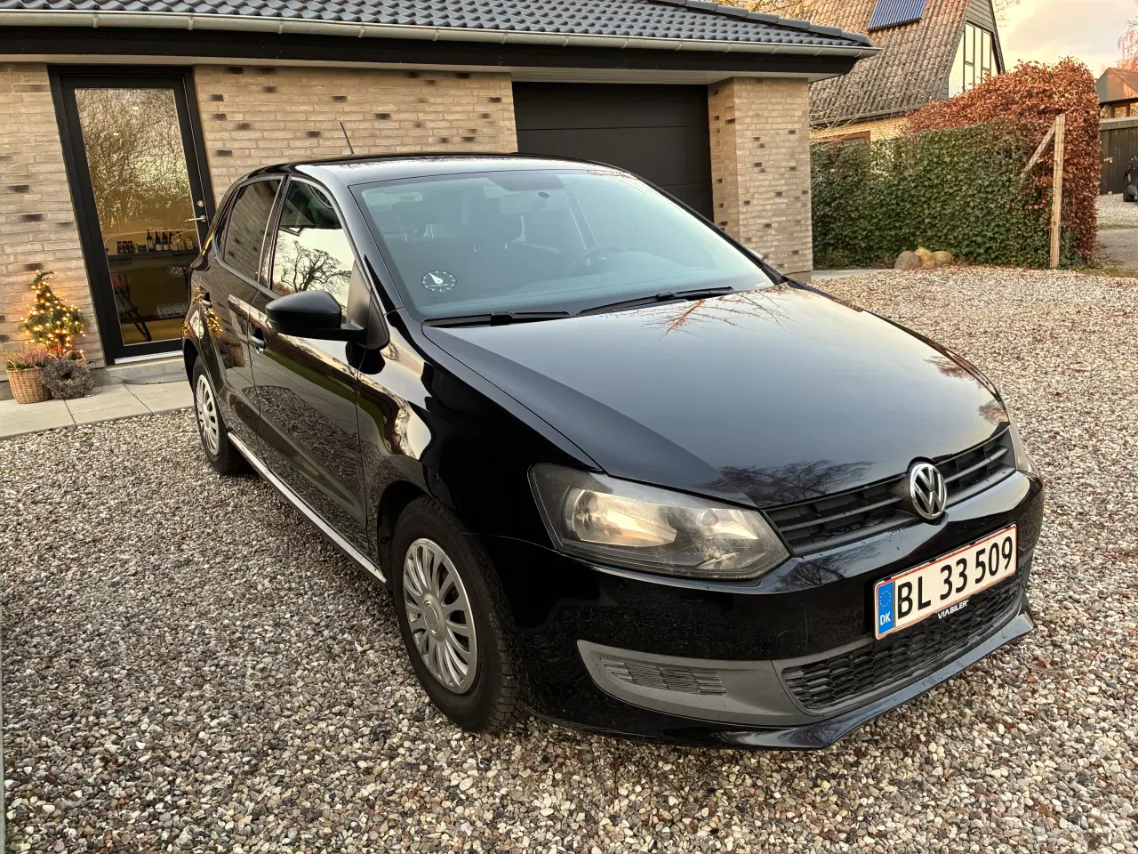 Billede 2 - VW Polo benzin med vinterhjul Nysynet