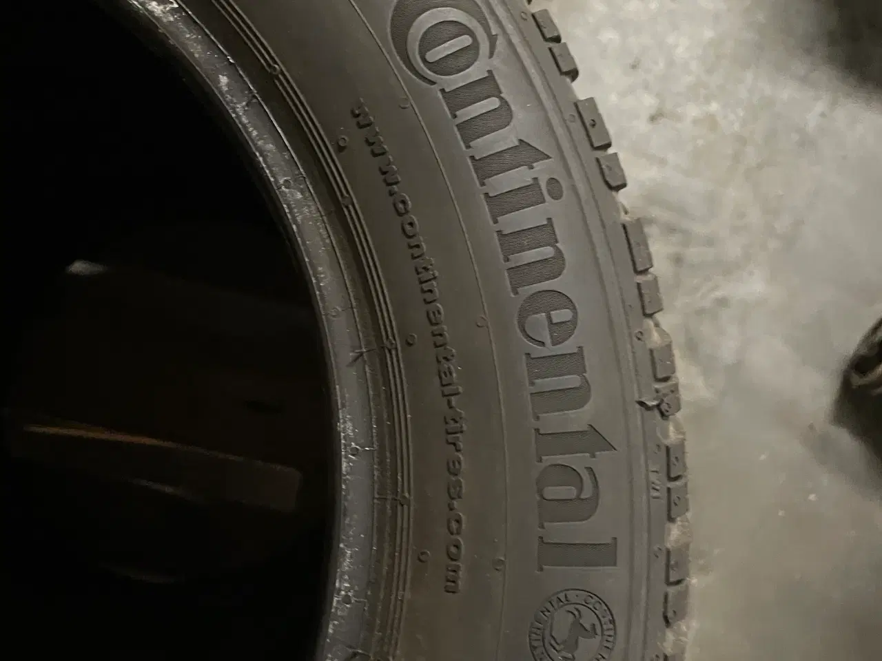 Billede 3 - 205/55-16 CONTINENTAL VINTERDÆK