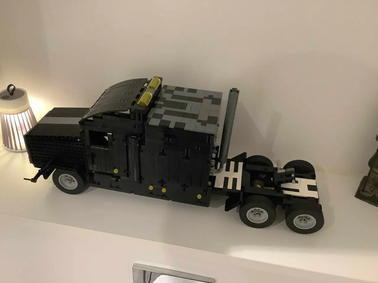 Billede 7 - UNIK Selvbygget Sort Technic lego Trucker 