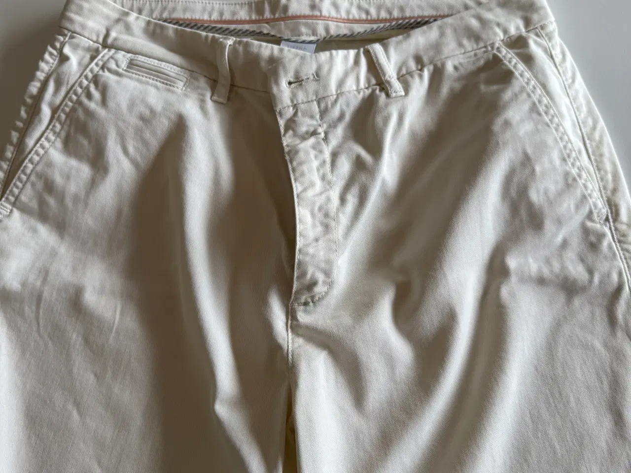 Billede 2 - Boss bukser chinos str 38