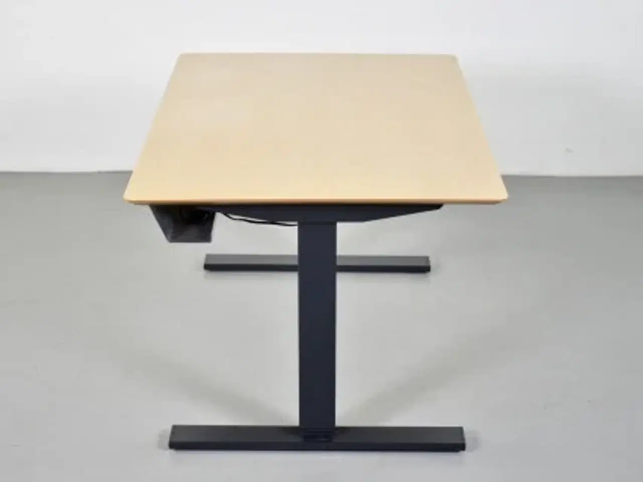 Billede 4 - Scan office hæve-/sænkebord i birk, 120 cm.
