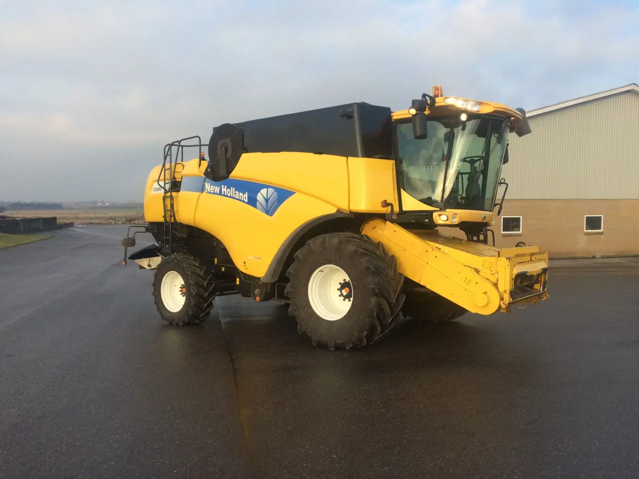 Billede 1 - Mejetærsker NH CX 880