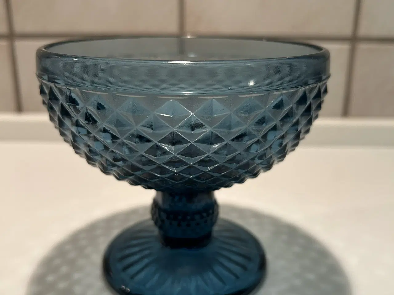 Billede 1 - Flot blå glas opsats