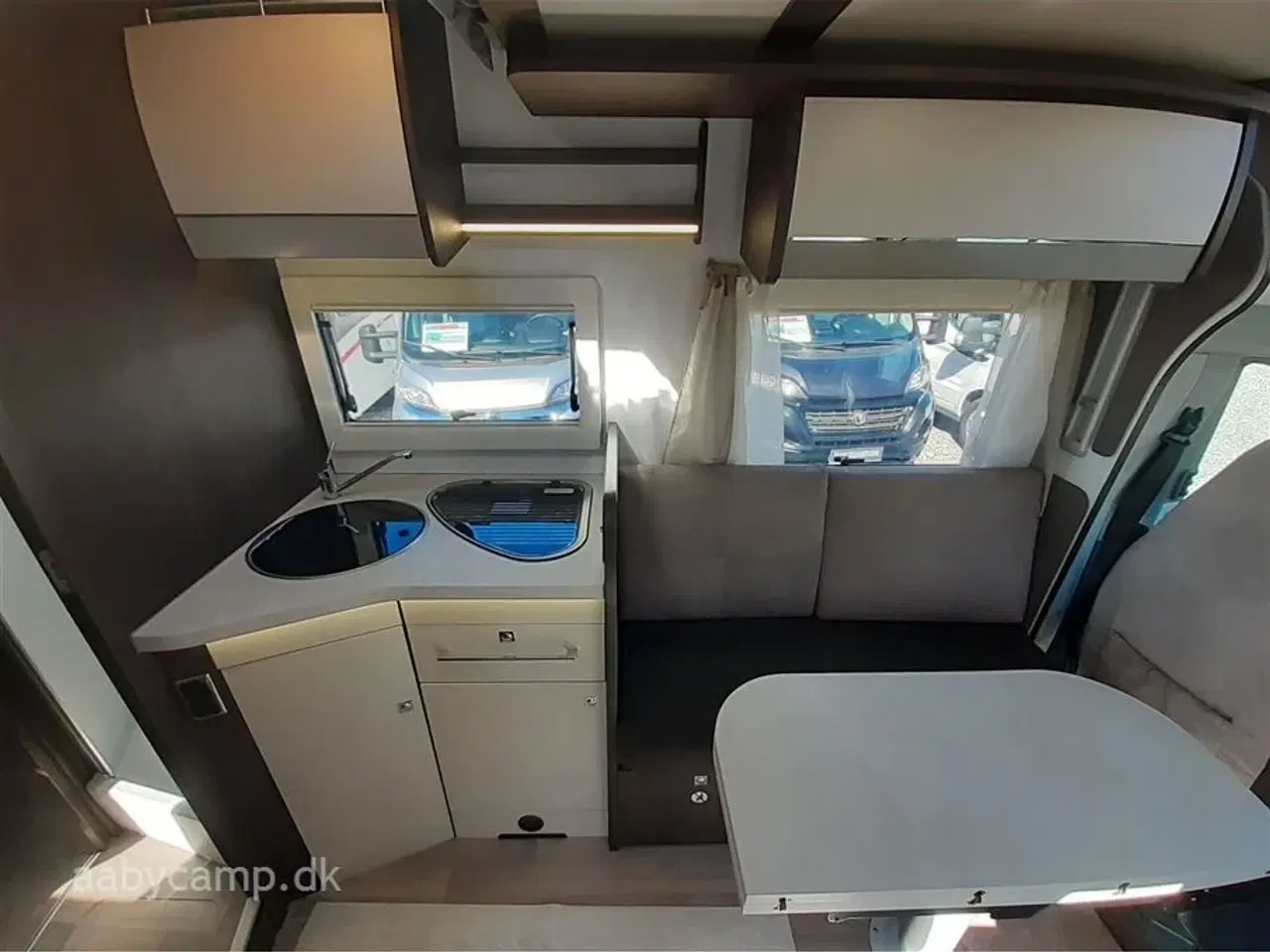 Billede 10 - 2022 - Benimar Tessoro 497   NK Pakke. Automatgear. solceller. markise. Lithium Batterier. Cykelstativ. Queensbed.